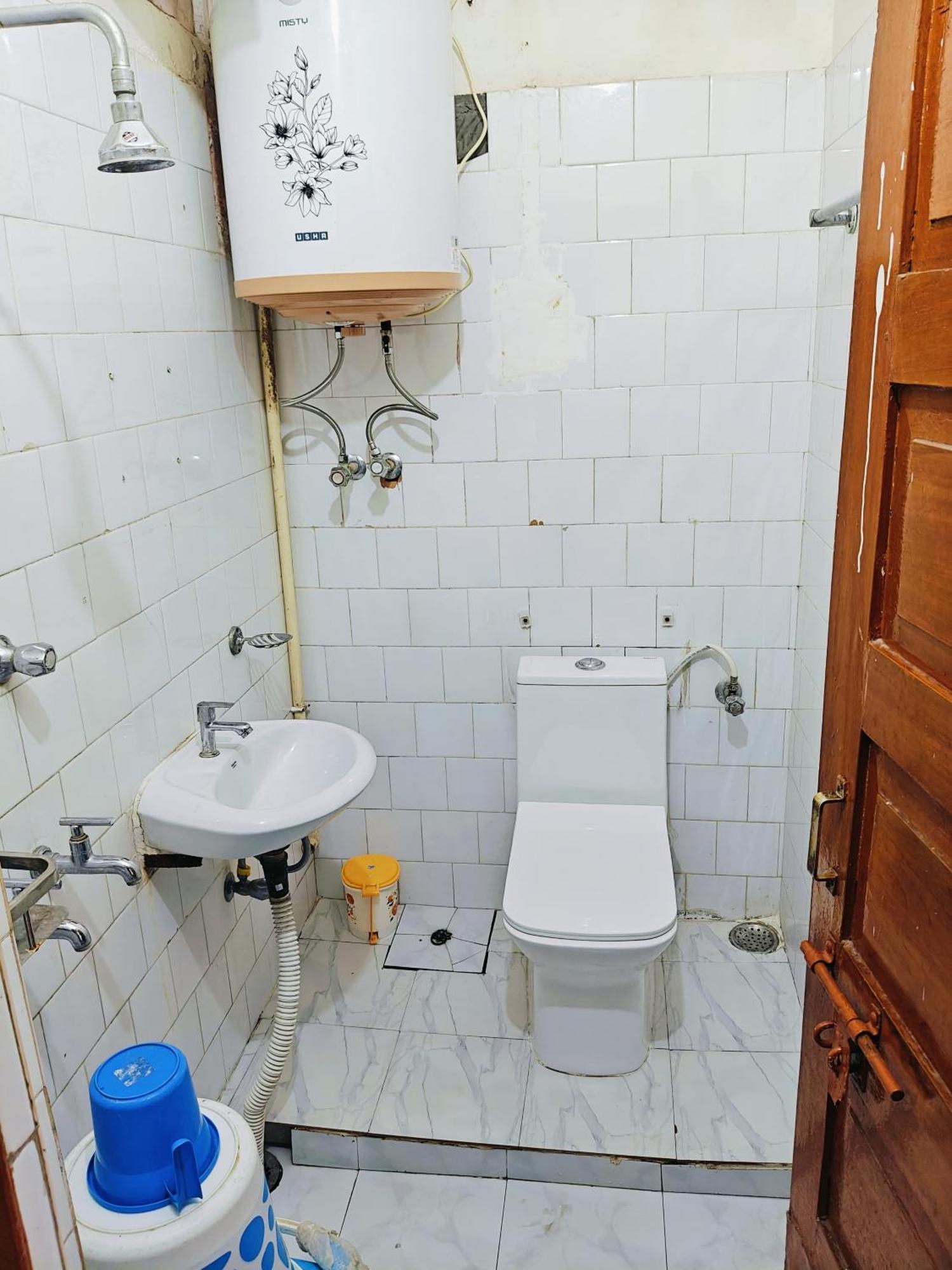 Kiara Home Stays Varanasi Exterior photo